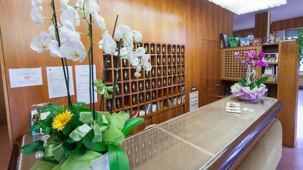 Hotel Rossini Tabiano Terme Exteriér fotografie
