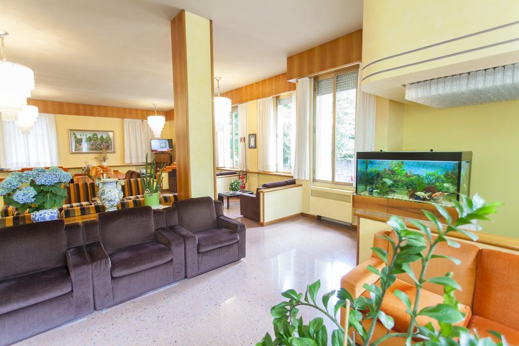 Hotel Rossini Tabiano Terme Exteriér fotografie