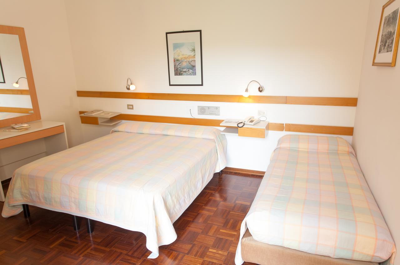 Hotel Rossini Tabiano Terme Exteriér fotografie