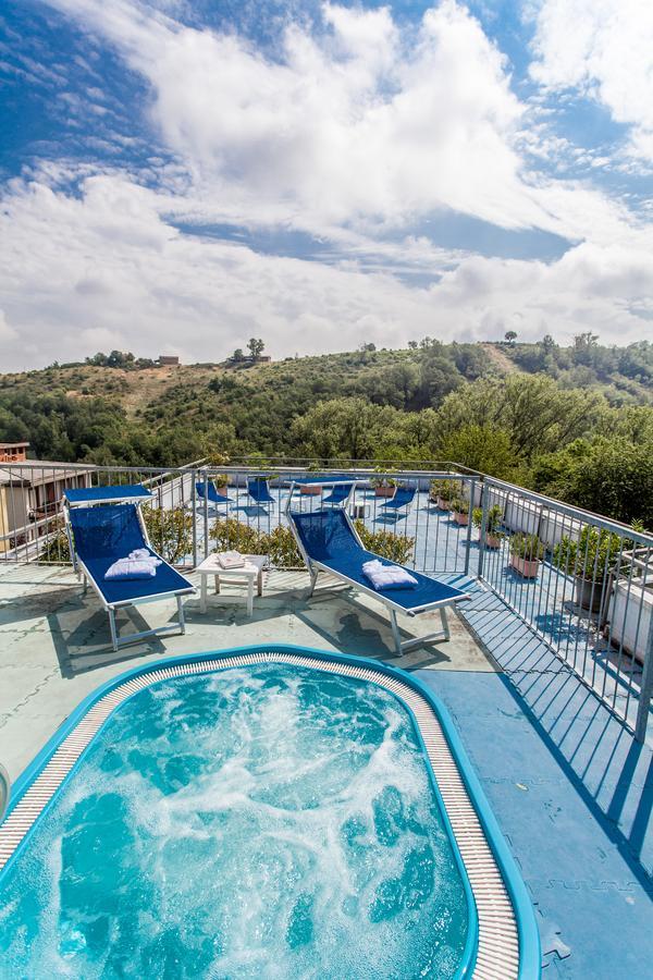 Hotel Rossini Tabiano Terme Exteriér fotografie